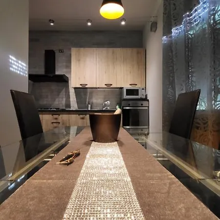 La Casa Del Buonviaggio Апартаменты *